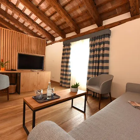 Hotel Ristorante Magia Del Brenta Fiesso D'artico